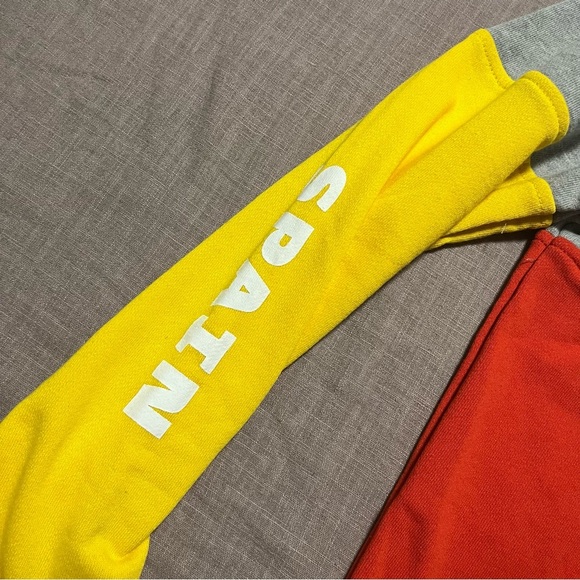 NWT Spain Soccer FIFA World Cup Qatar 2022 Full-Zip Hoodie Youth Large 14/16 - Picture 8 of 8